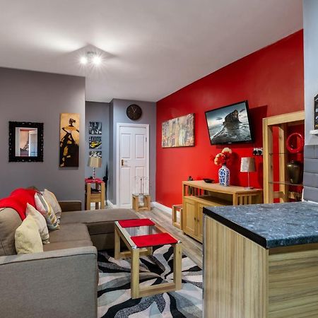 Stockton Town Centre Spacious Apartment Free Parking And Wifi מראה חיצוני תמונה