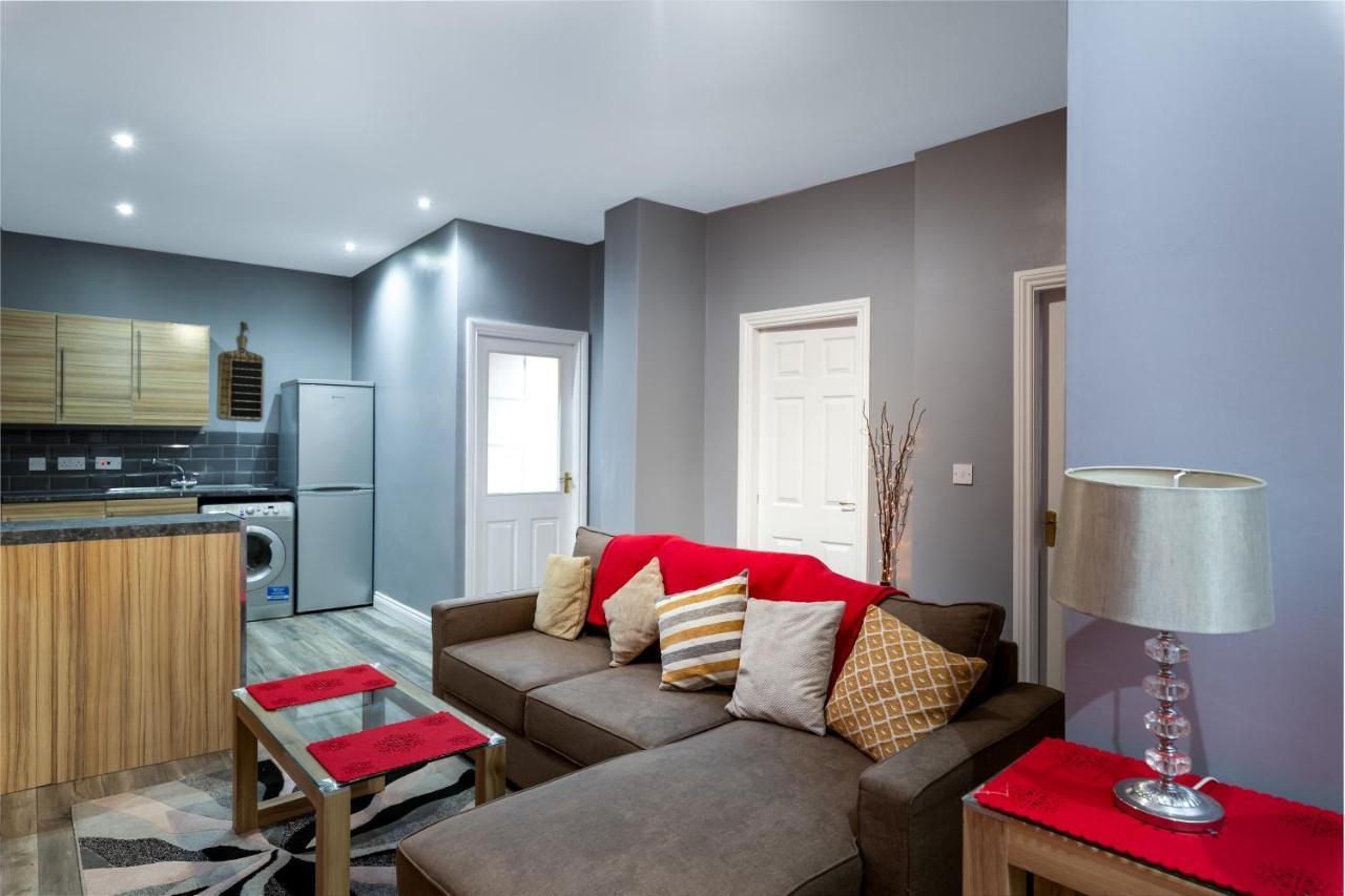 Stockton Town Centre Spacious Apartment Free Parking And Wifi מראה חיצוני תמונה